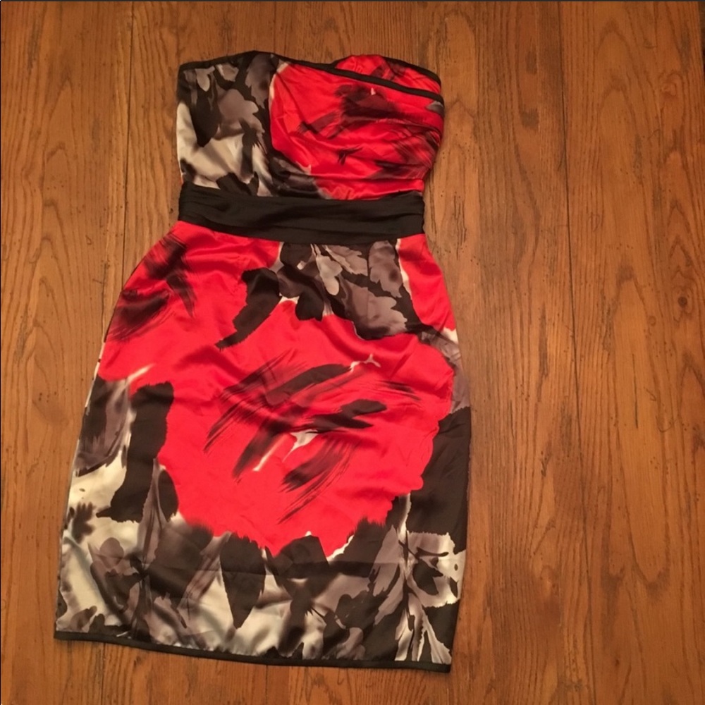 Mini cocktail dress. Perfect for Valentine’s ❤️